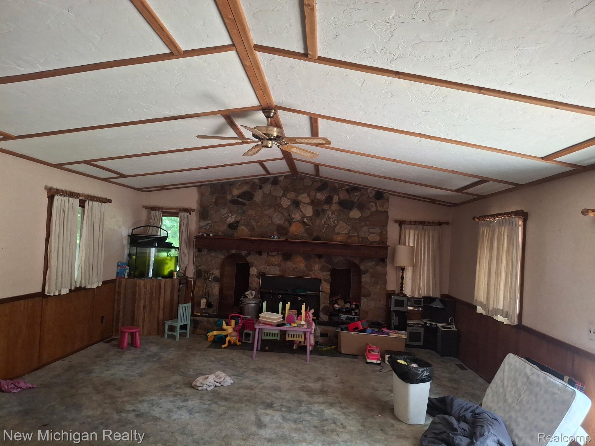 2433 Willow Street