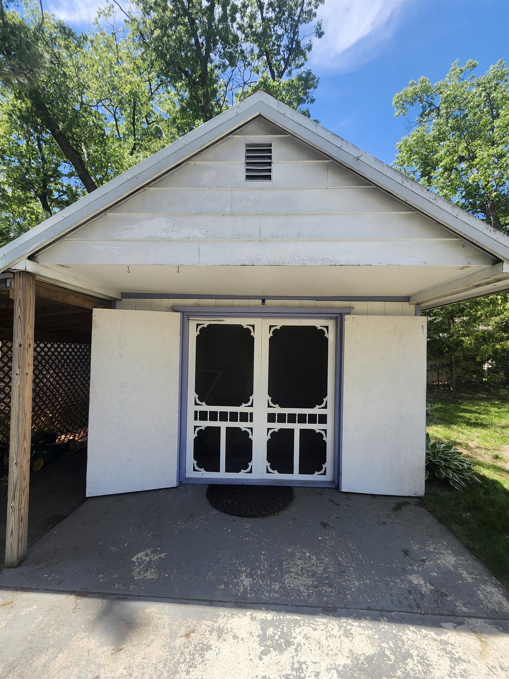 1321 Fletcher Street