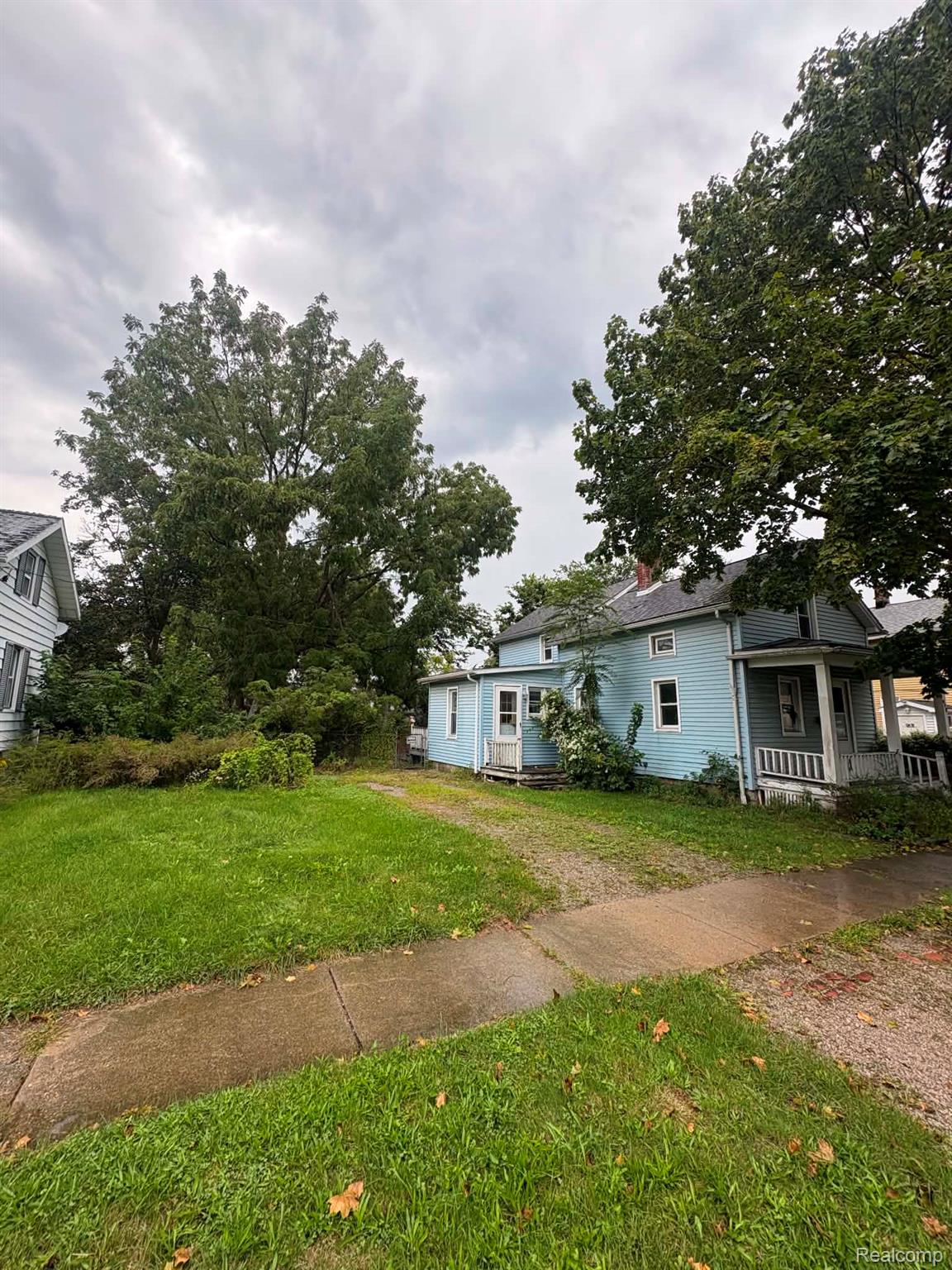 512 W 5th Street