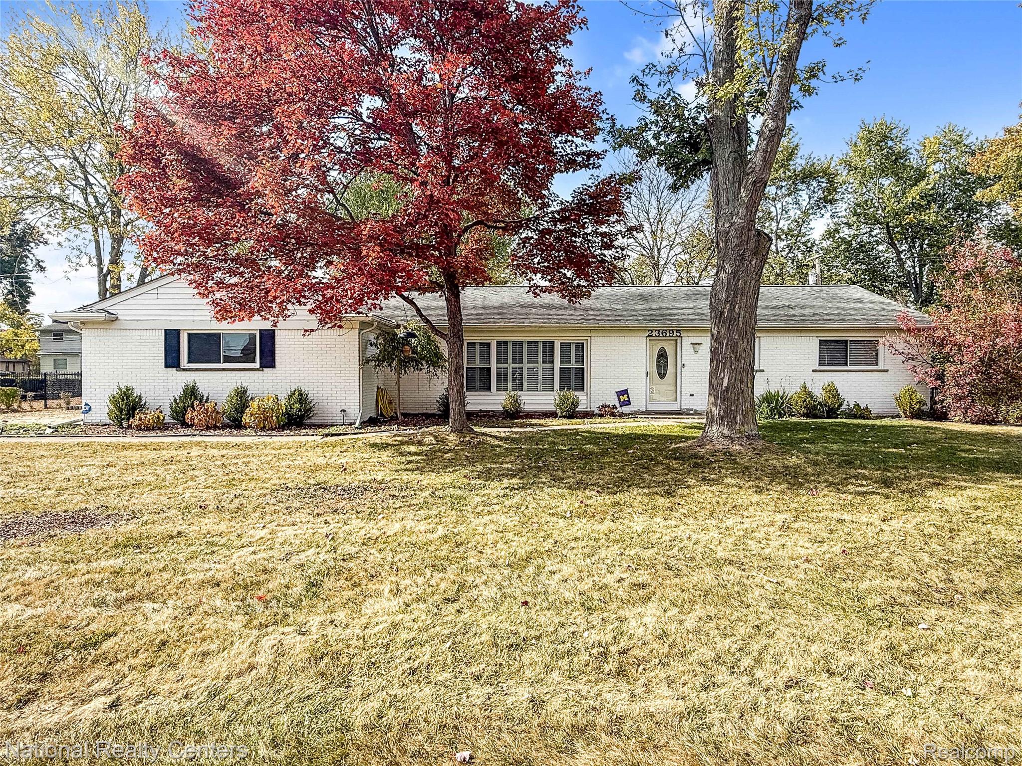 23695 E Newell Circle