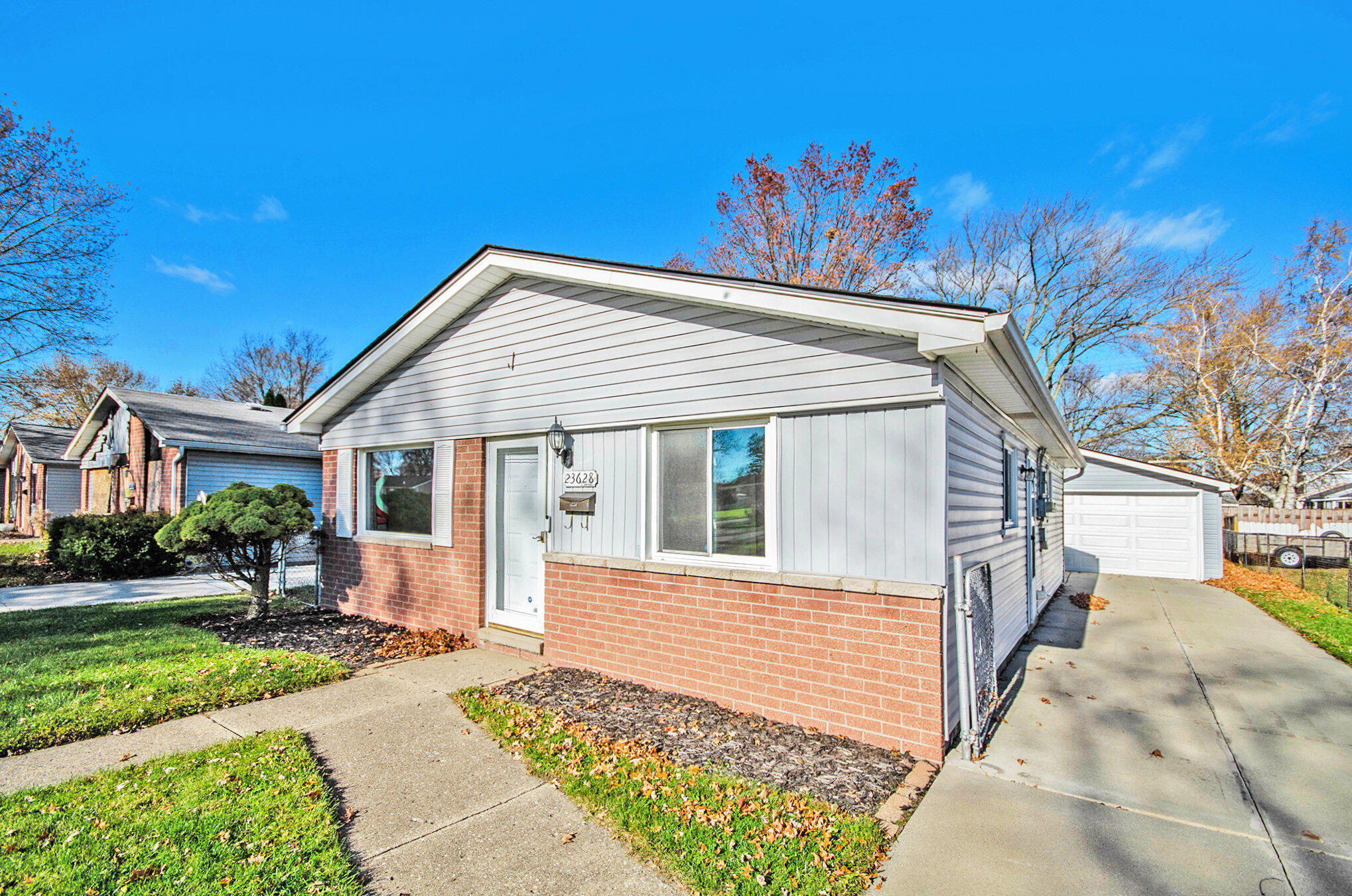 23628 Champaign Street