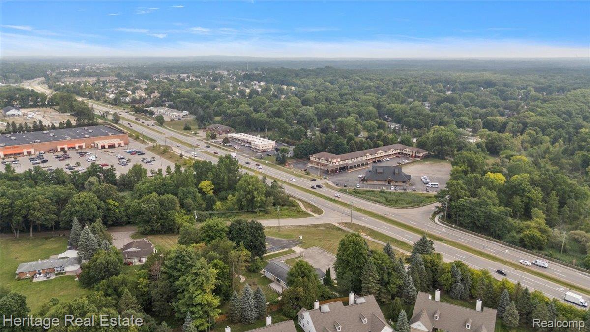 2800 S Lapeer Road