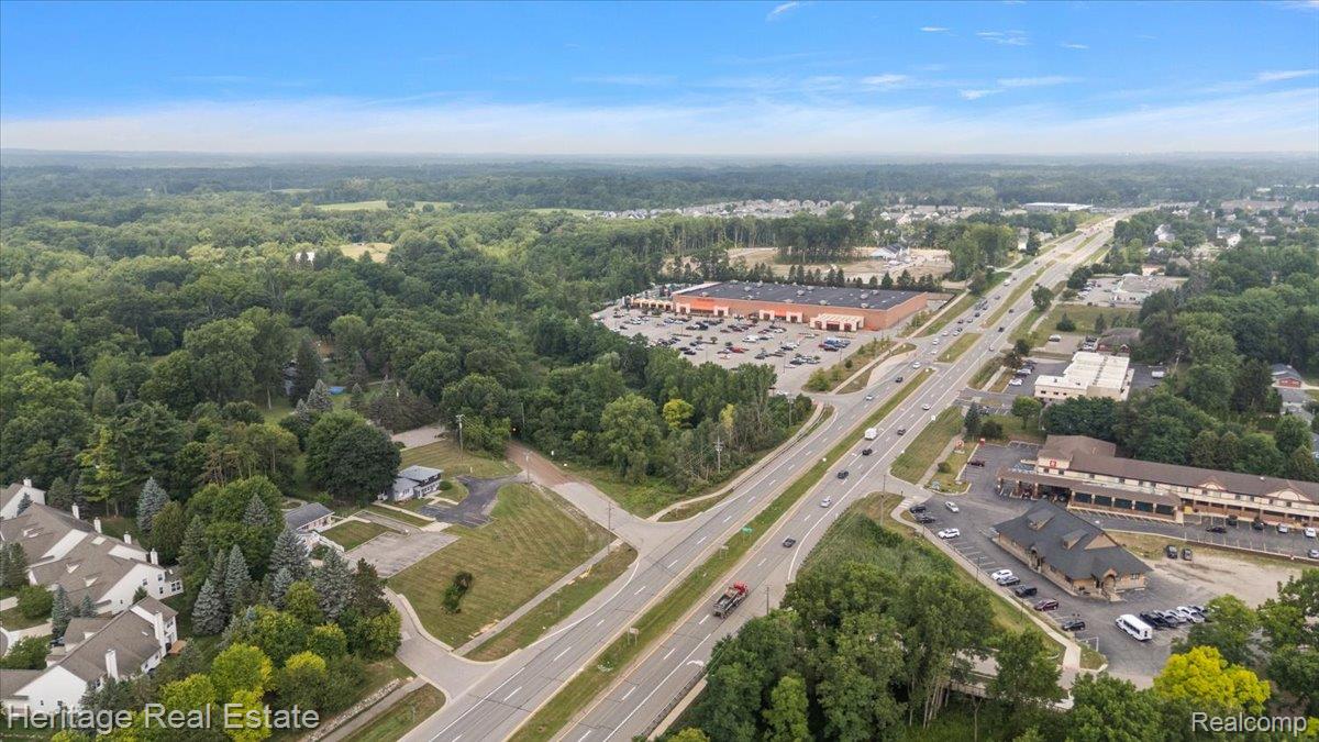 2800 S Lapeer Road