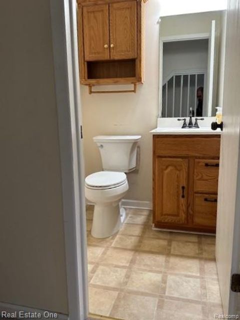 Tiny photo for 942 Hogarth Avenue, Waterford Charter Township, MI 48328 (MLS # 20261009909)