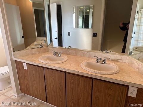 Tiny photo for 942 Hogarth Avenue, Waterford Charter Township, MI 48328 (MLS # 20261009909)