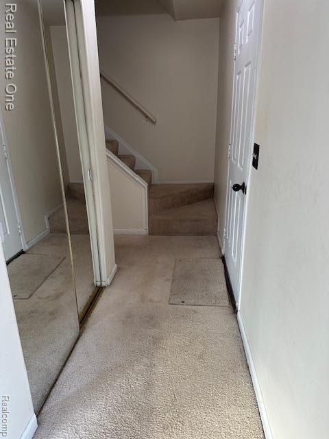 Tiny photo for 942 Hogarth Avenue, Waterford Charter Township, MI 48328 (MLS # 20261009909)