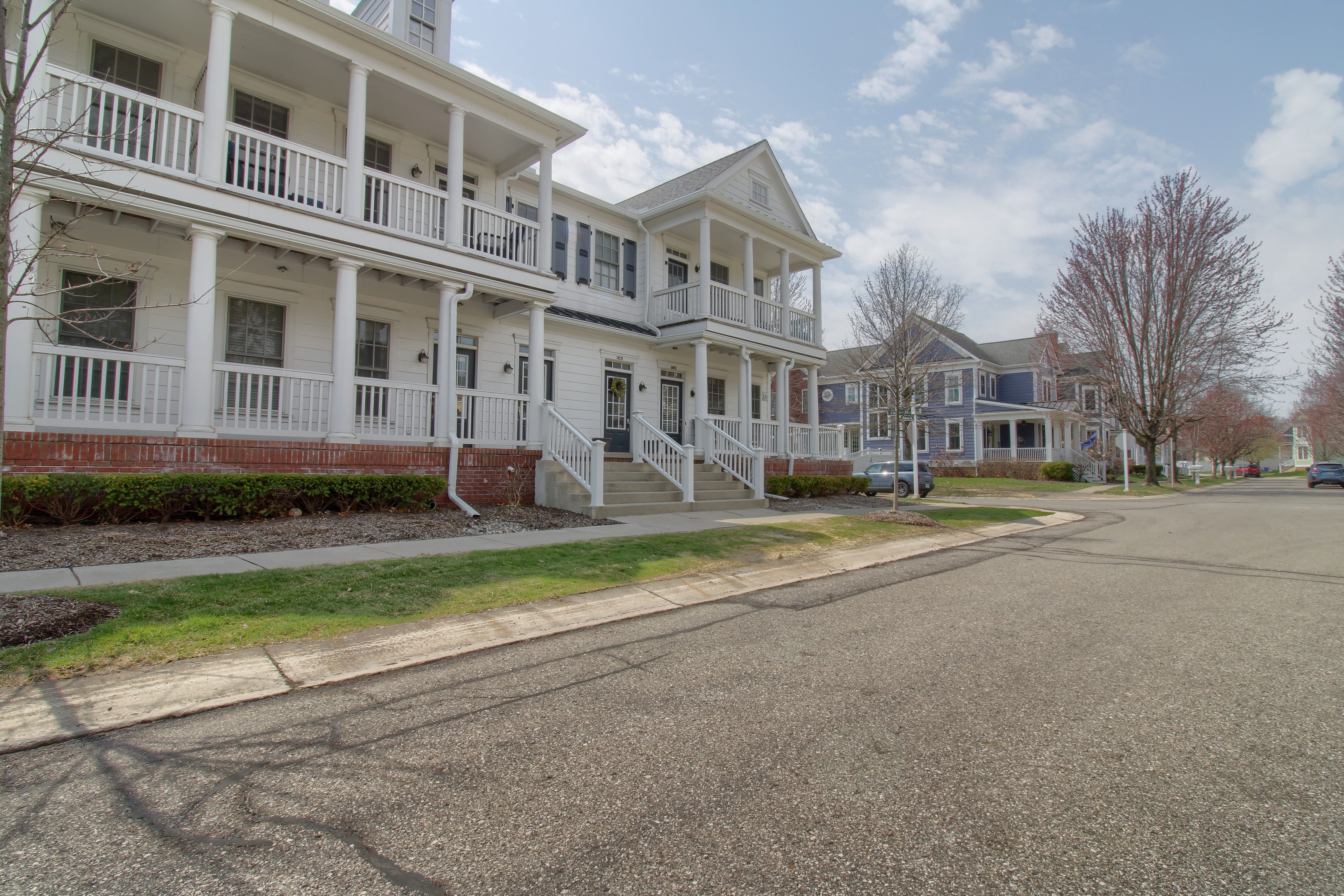 50223 Monroe St.