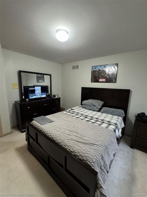 Tiny photo for 3989 S Shore Drive, Commerce Charter Township, MI 48382 (MLS # 20261016491)