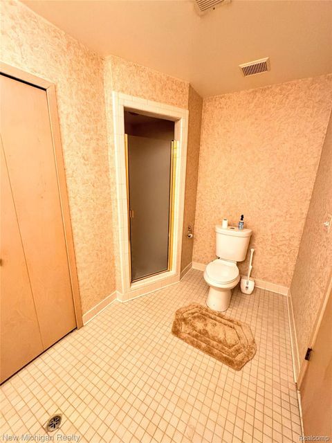 Tiny photo for 3989 S Shore Drive, Commerce Charter Township, MI 48382 (MLS # 20261016491)