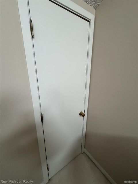 Tiny photo for 3989 S Shore Drive, Commerce Charter Township, MI 48382 (MLS # 20261016491)