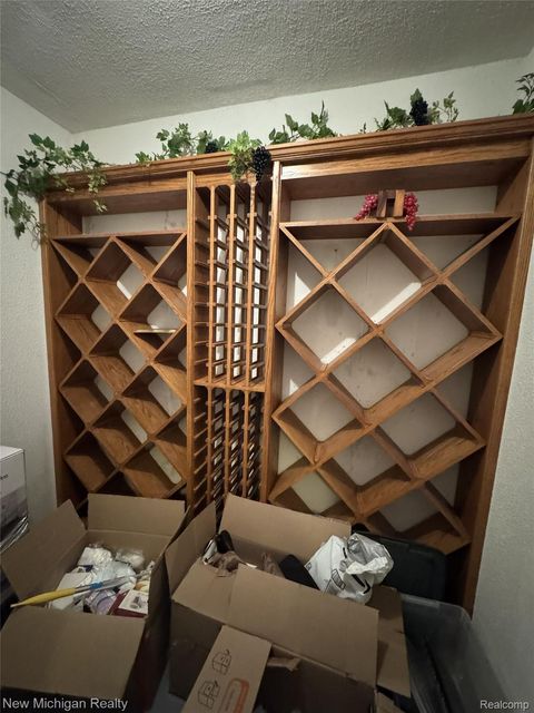 Tiny photo for 3989 S Shore Drive, Commerce Charter Township, MI 48382 (MLS # 20261016491)