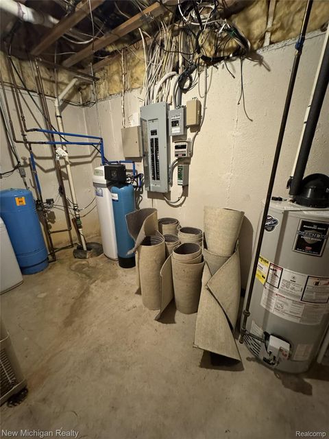 Tiny photo for 3989 S Shore Drive, Commerce Charter Township, MI 48382 (MLS # 20261016491)