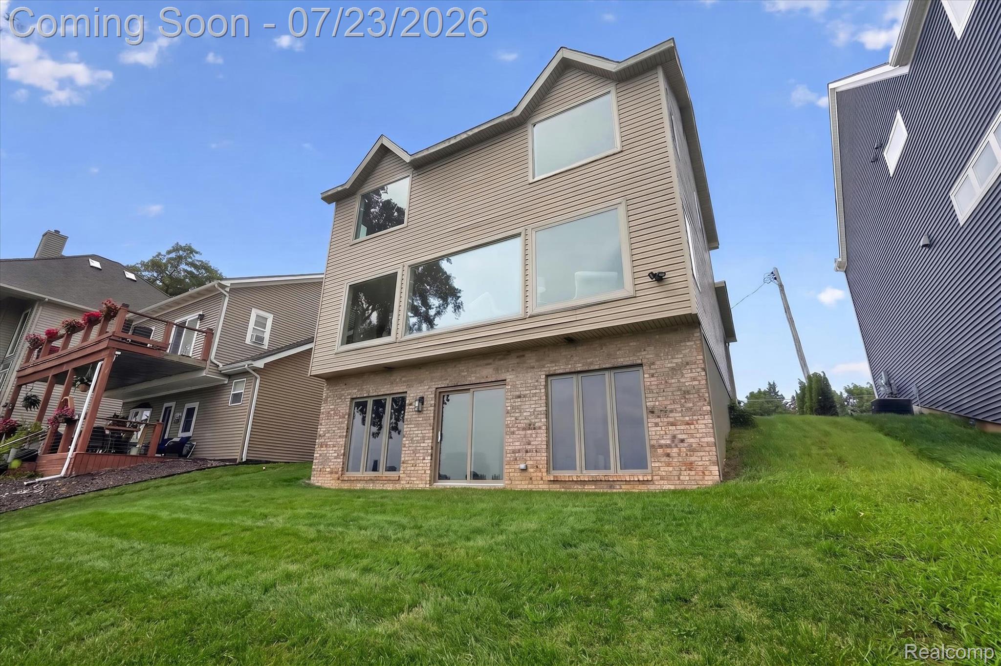 3429 Rolston Road