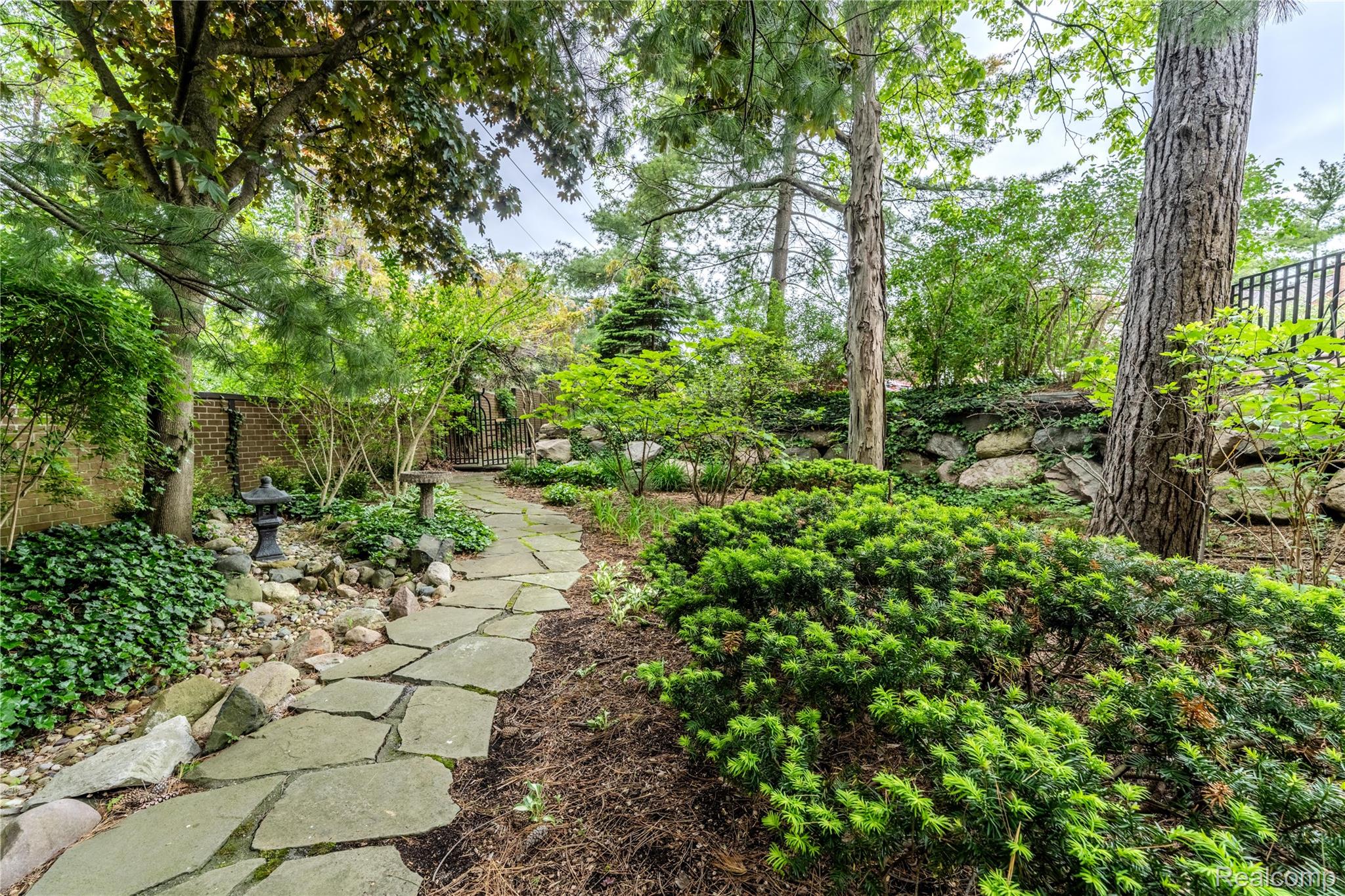 4054 Cranbrook Court