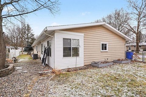 Tiny photo for 811 Linwood Drive, Midland City, MI 48640 (MLS # 61050197577)