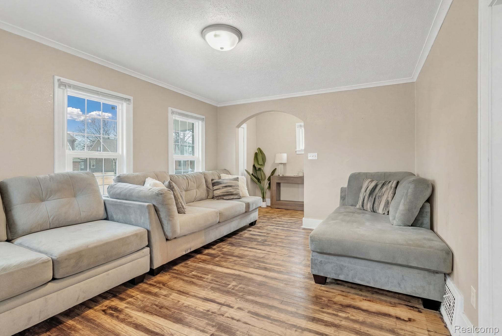 5077 Berkshire Street