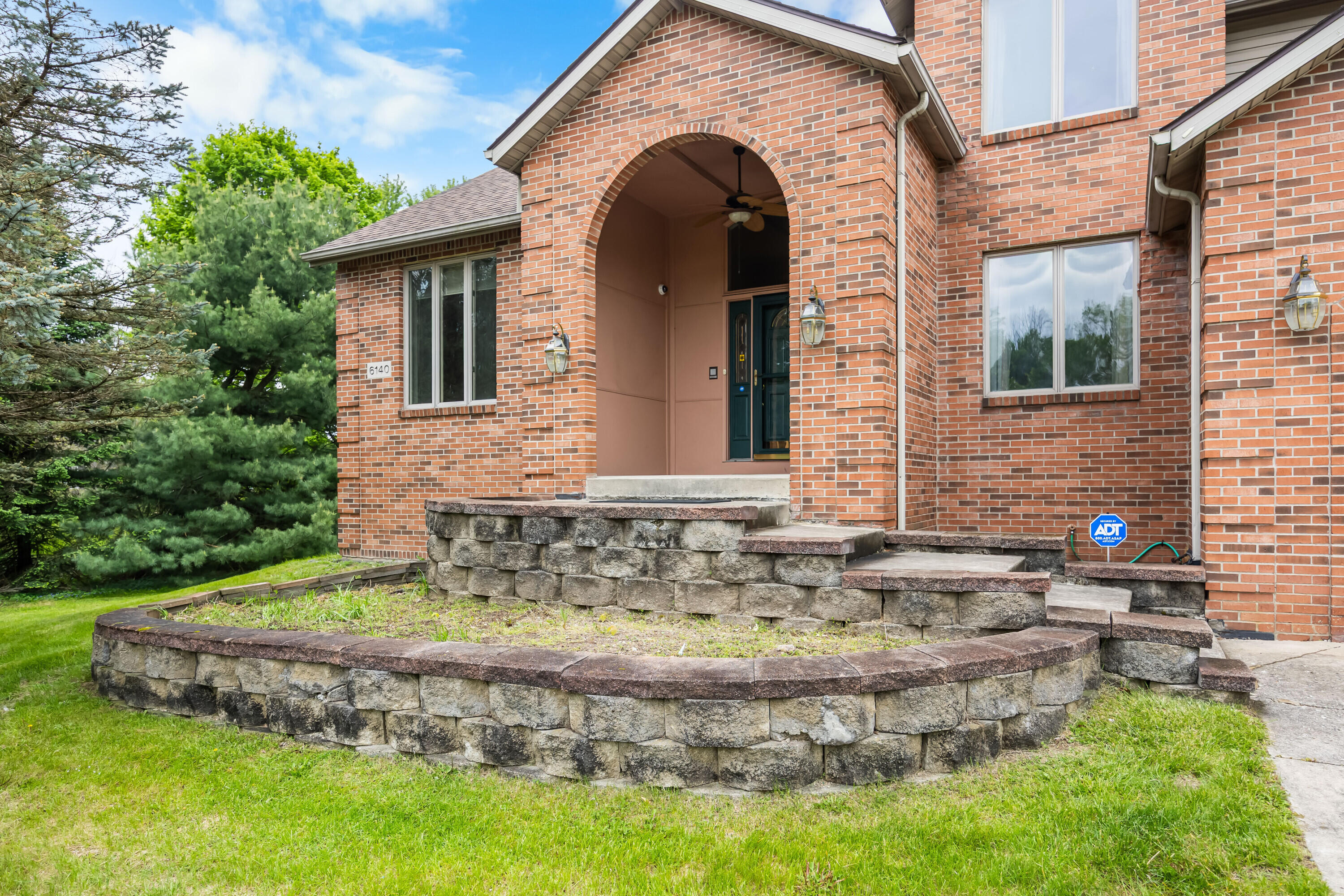 6140 Saline Ann Arbor Road