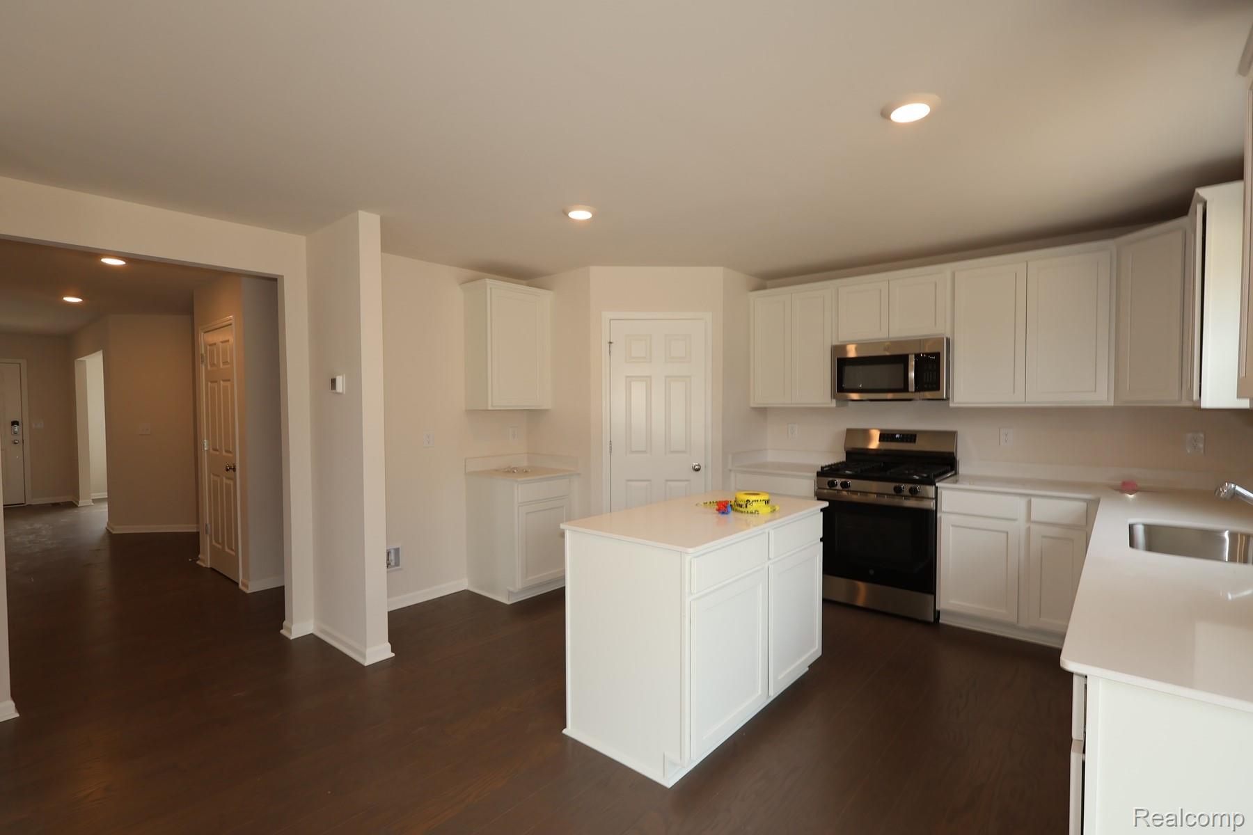 4211 Cedar Lane
