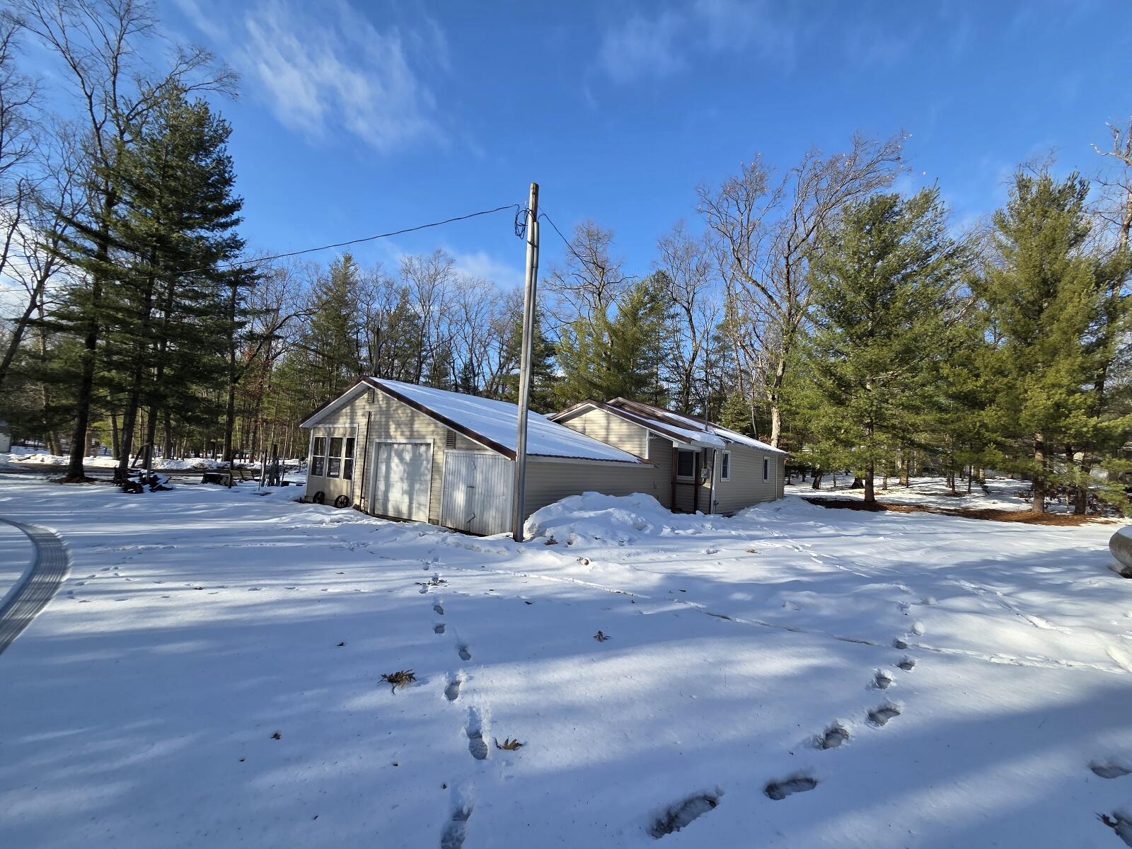 9852 S Birchwood Dr.