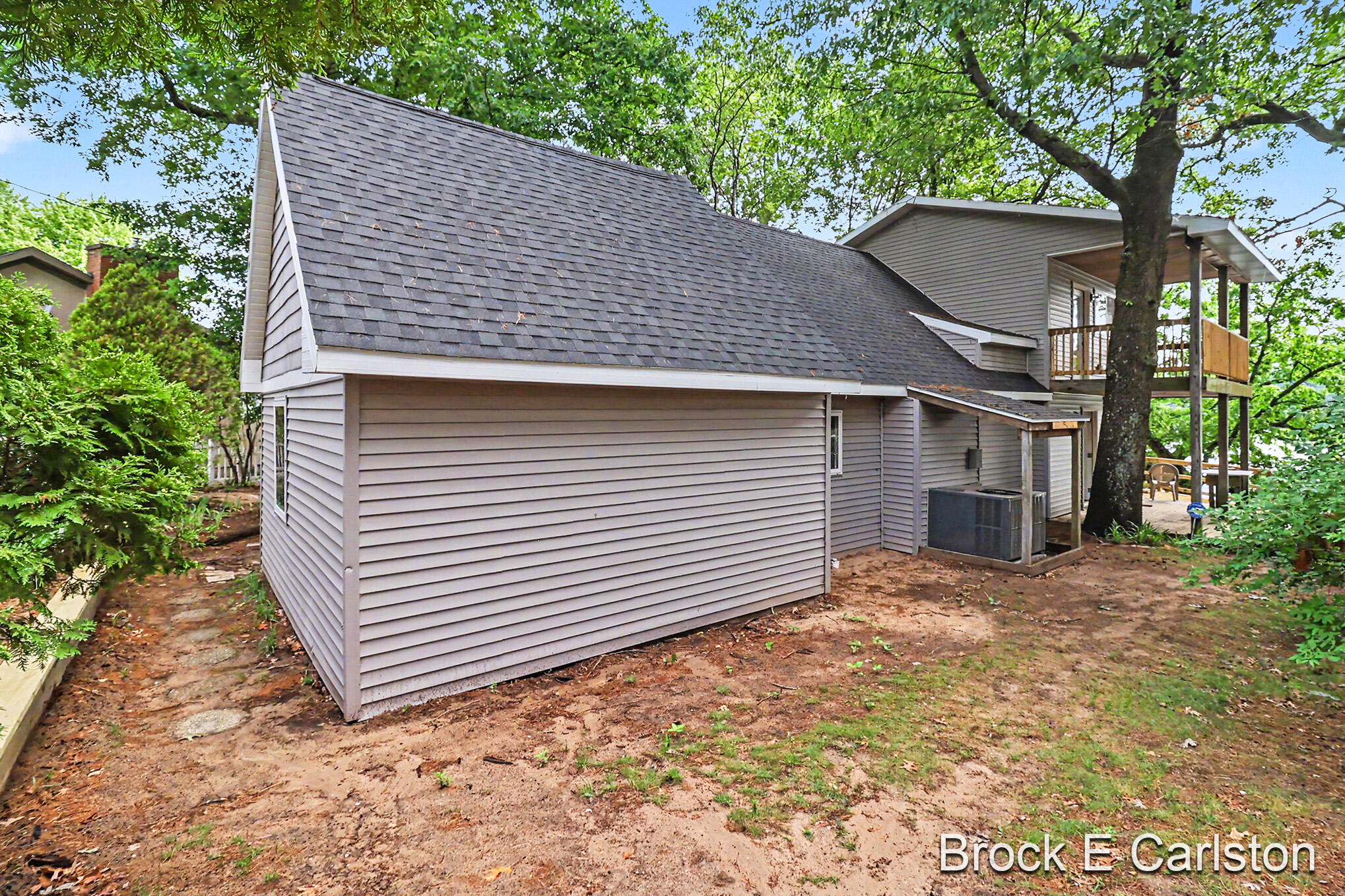 7880 W Lake Road