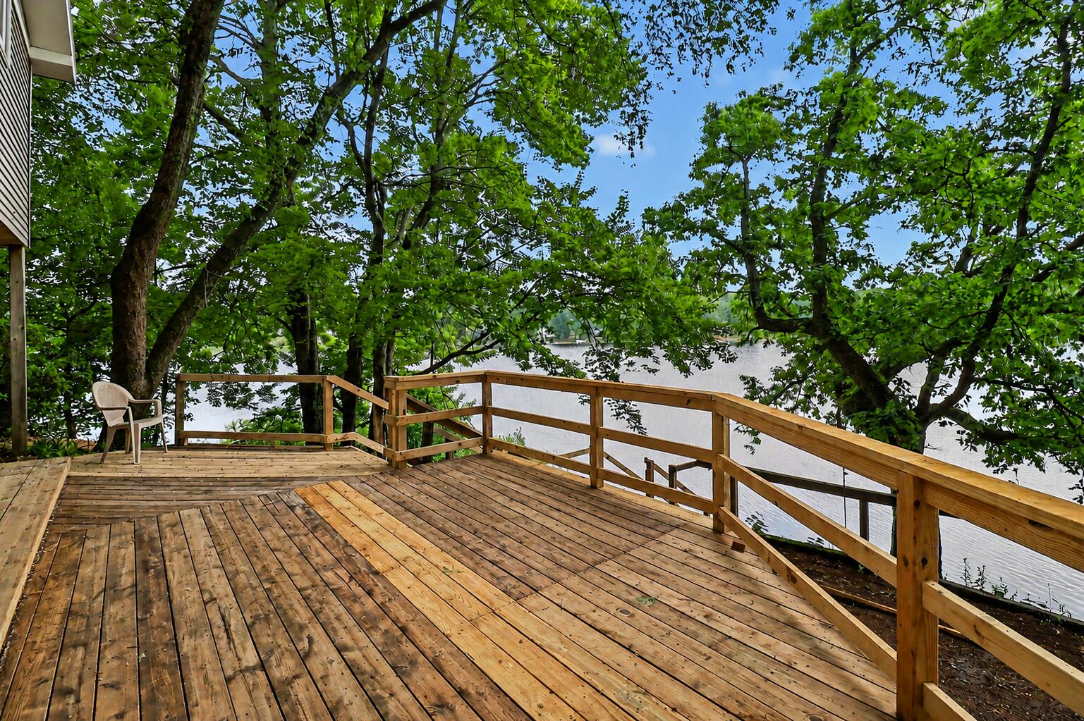 7880 W Lake Road
