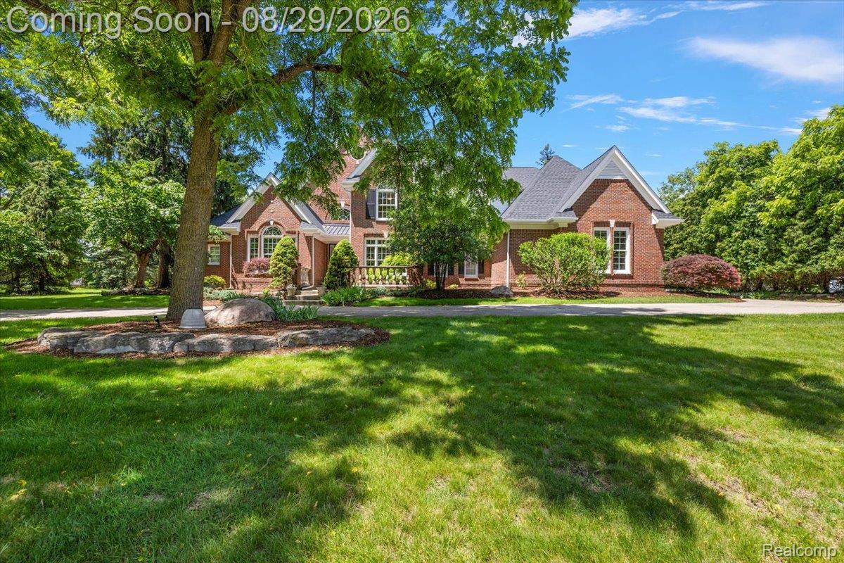 5022 Lone Pine Lane