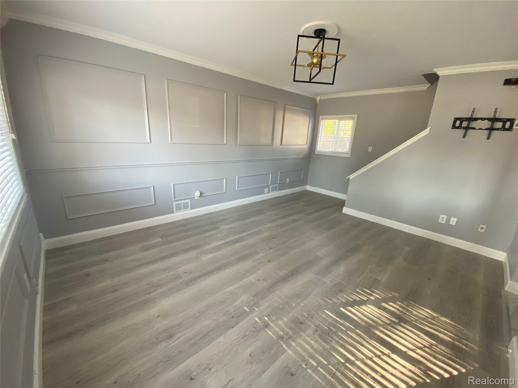 22011 E 10 Mile Road