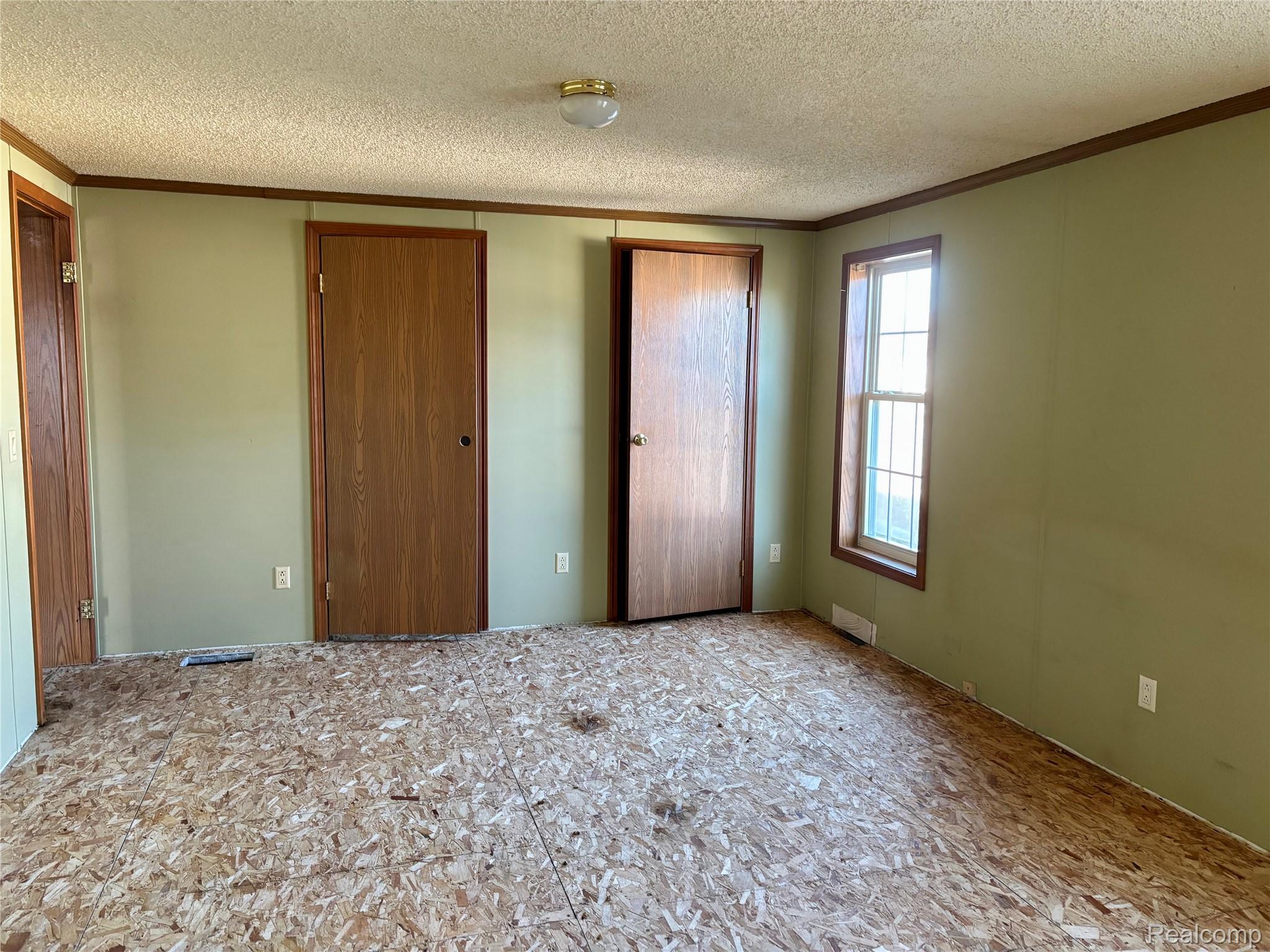 Fort Gratiot Charter Township, Michigan 48059, United States, 2 Bedrooms Bedrooms, ,2 BathroomsBathrooms,Residential,Active,235114