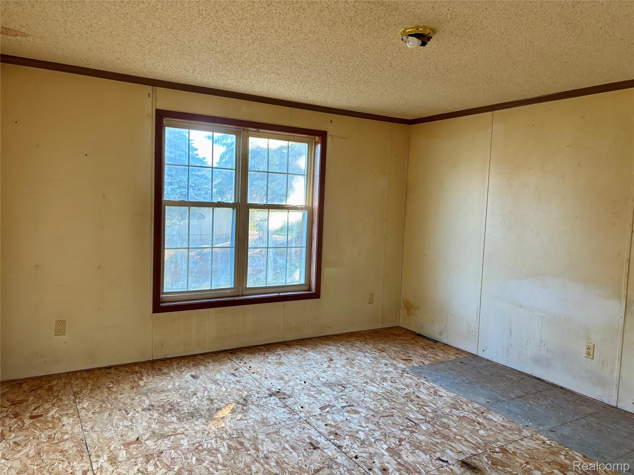 Fort Gratiot Charter Township, Michigan 48059, United States, 2 Bedrooms Bedrooms, ,2 BathroomsBathrooms,Residential,Active,235114