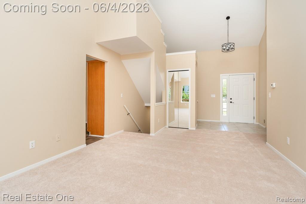 283 Whispering Hill