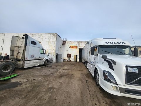 15800 TIREMAN Street Detroit City MI 48228