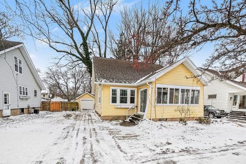 188 E 26th Street Holland City MI 49423