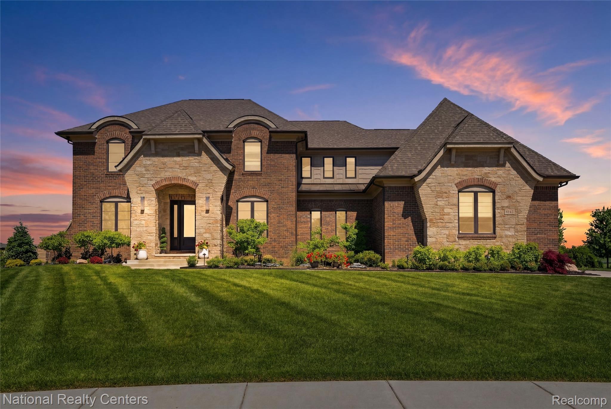 3142 Holburn Court