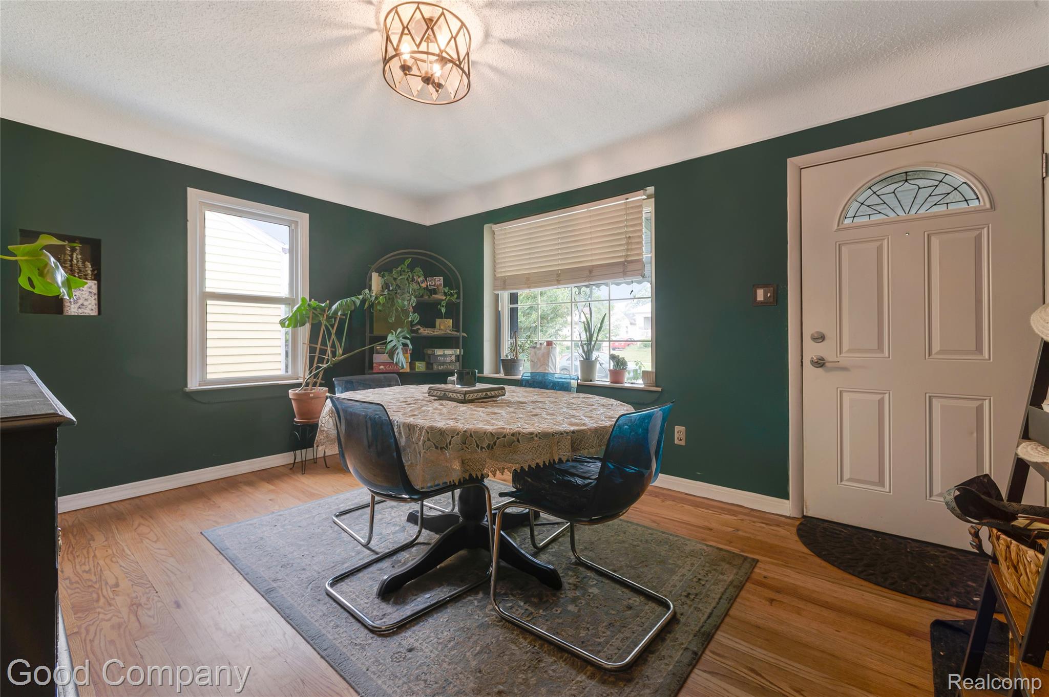 26091 Alger Boulevard