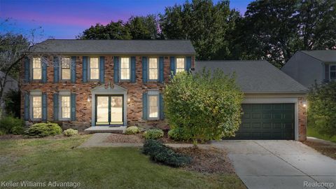 21650 Clover Lane Novi City MI 48375