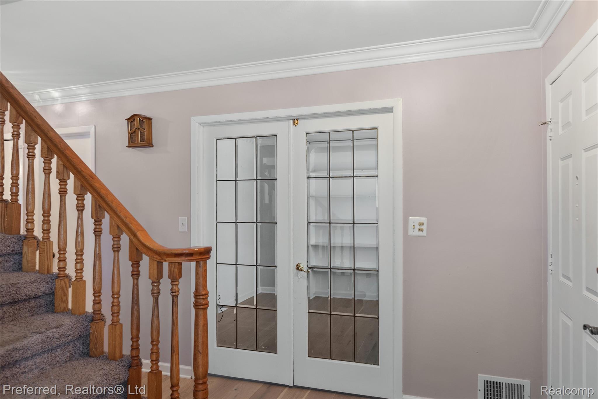 45377 Twining Street