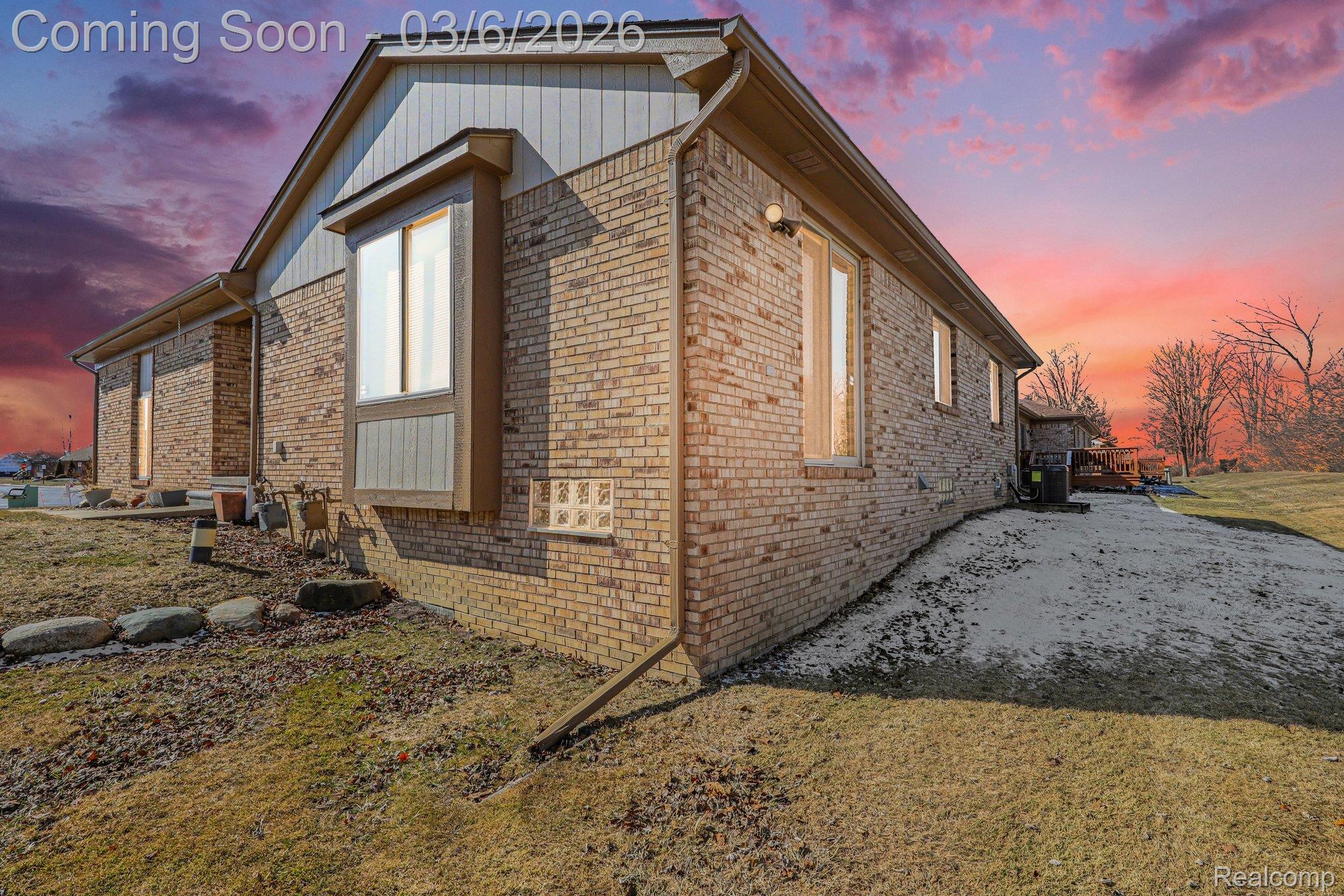 26185 Markiegrove 104