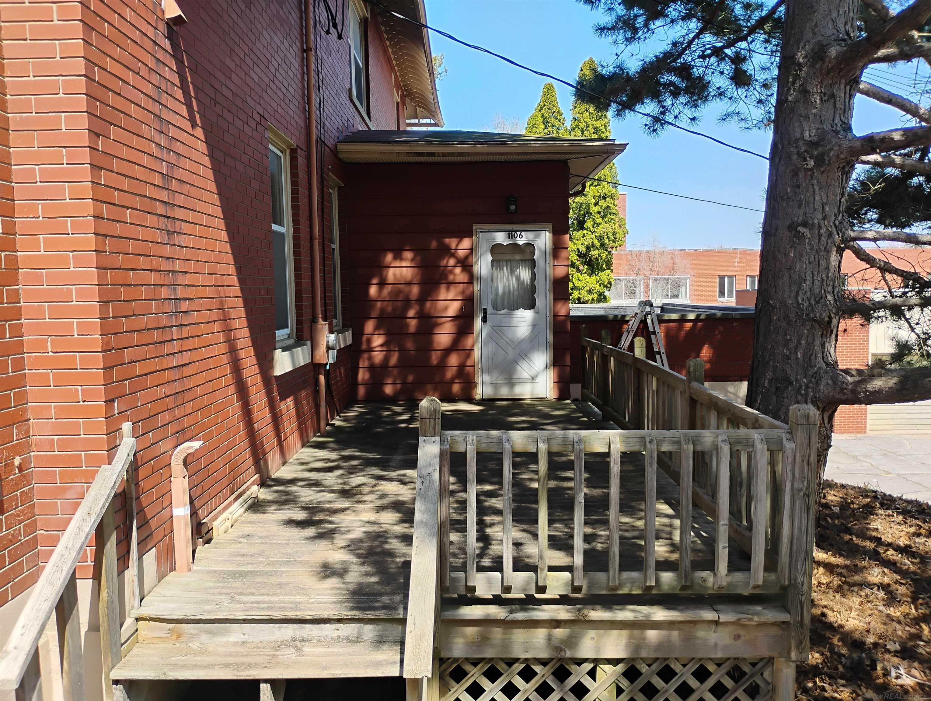 1106 State Street