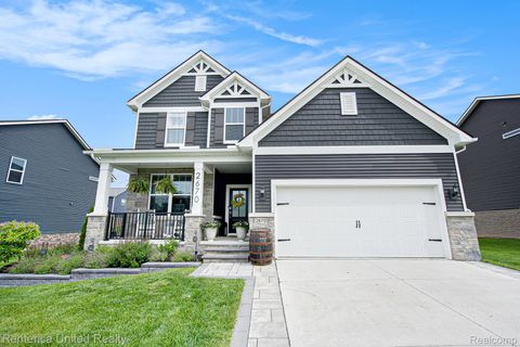 2670 IRONTON Drive Commerce Charter Township MI 48382