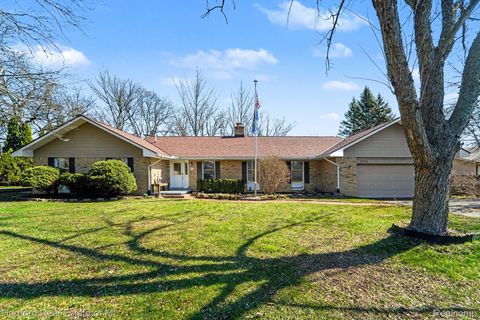 25504 Brookview Street Farmington Hills City MI 48336