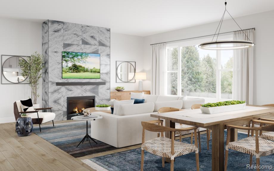 2644 Crystal Lake Drive