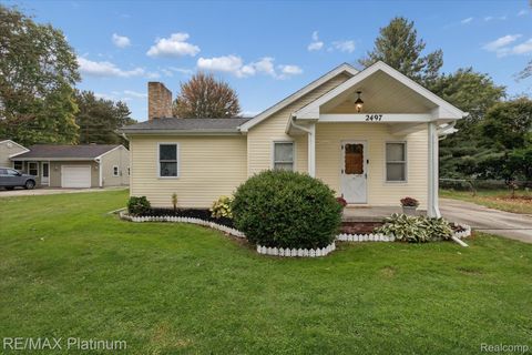 2497 Wayburn Avenue Mt Morris Township MI 48458