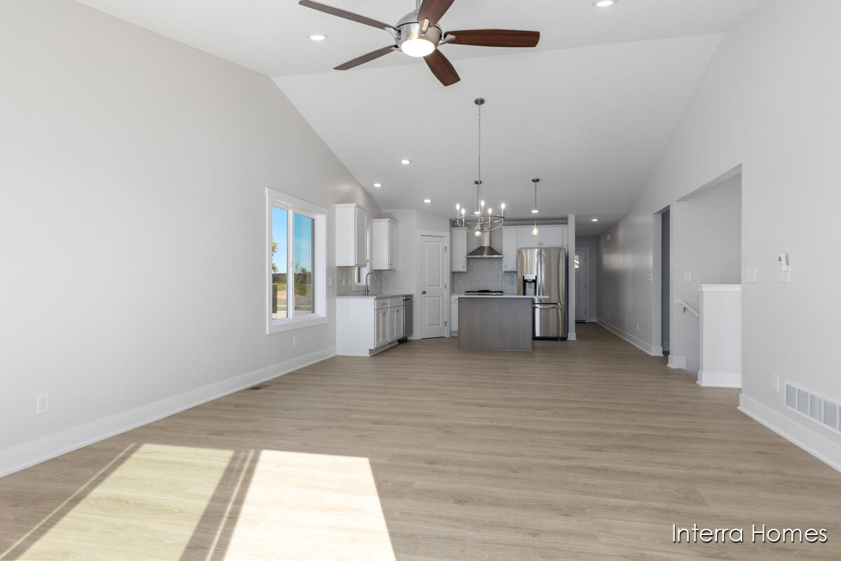 996 Scioto Drive NW 1