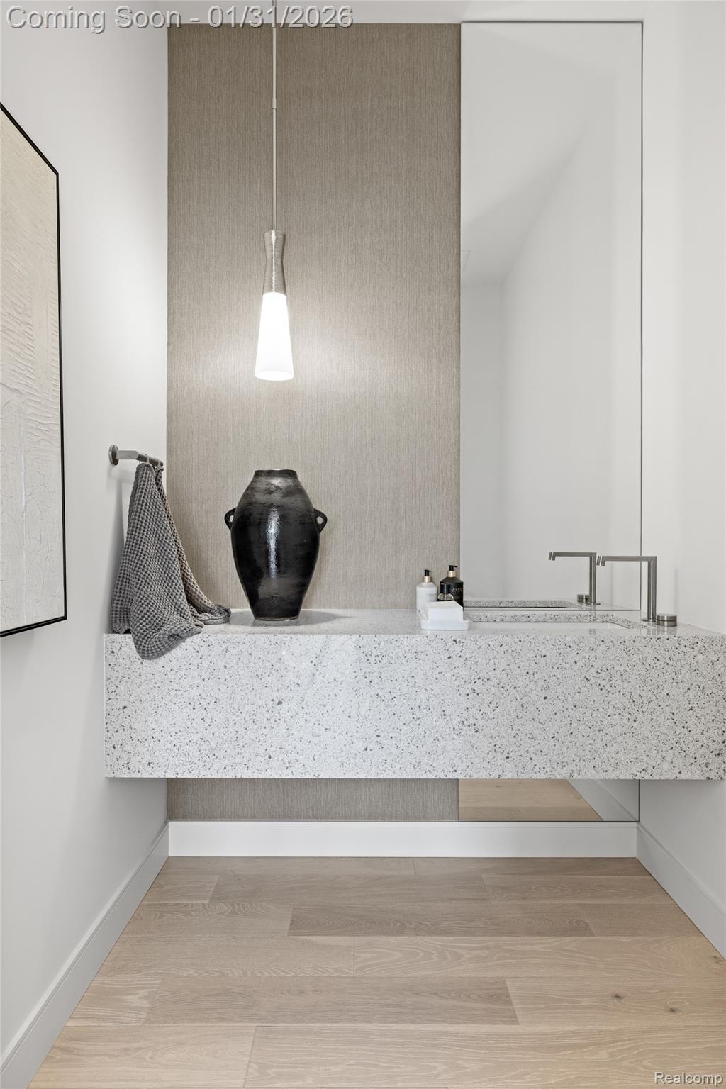 4512 Pinnacle Boulevard