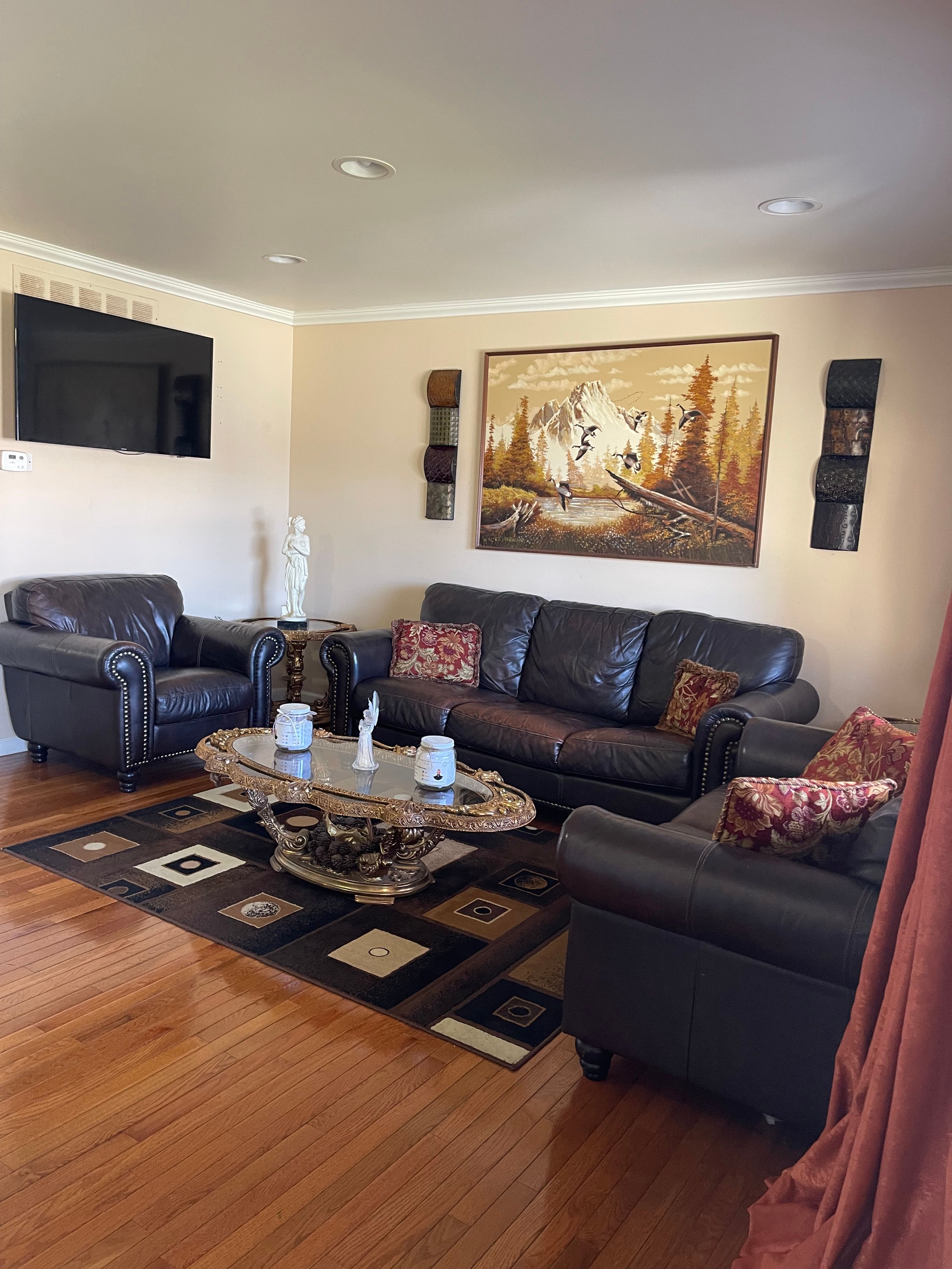 38146 JAMESTOWN Drive