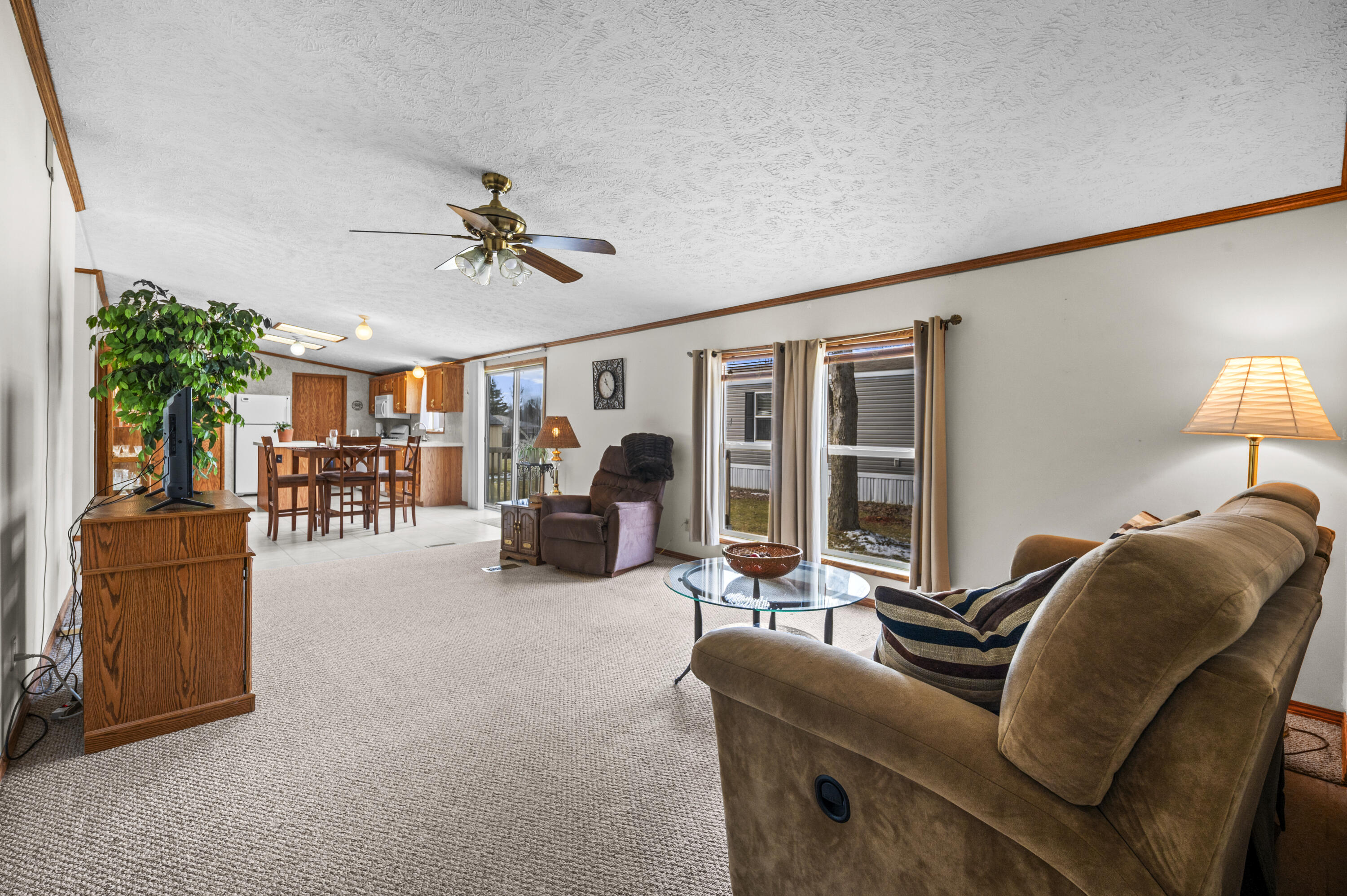 4458 Jardin Drive NW