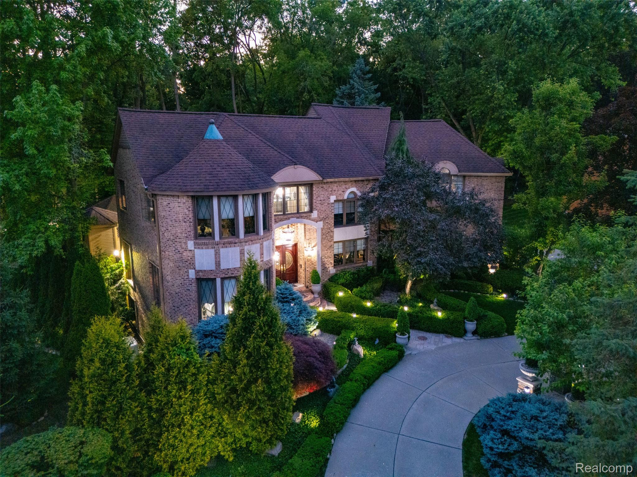 7310 Sandy Creek Lane