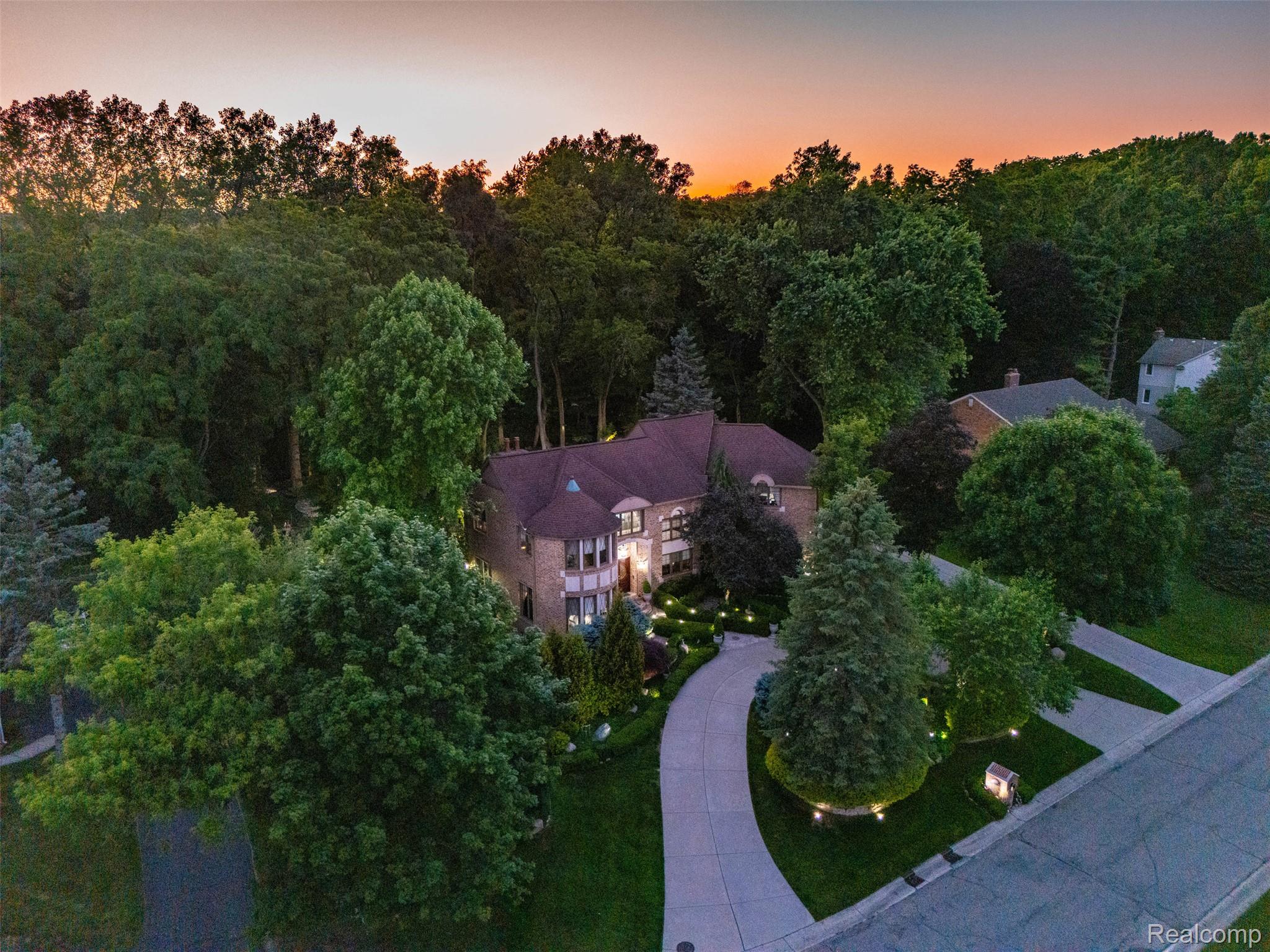 7310 Sandy Creek Lane