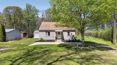 38982 Wabash Street Romulus City MI 48174