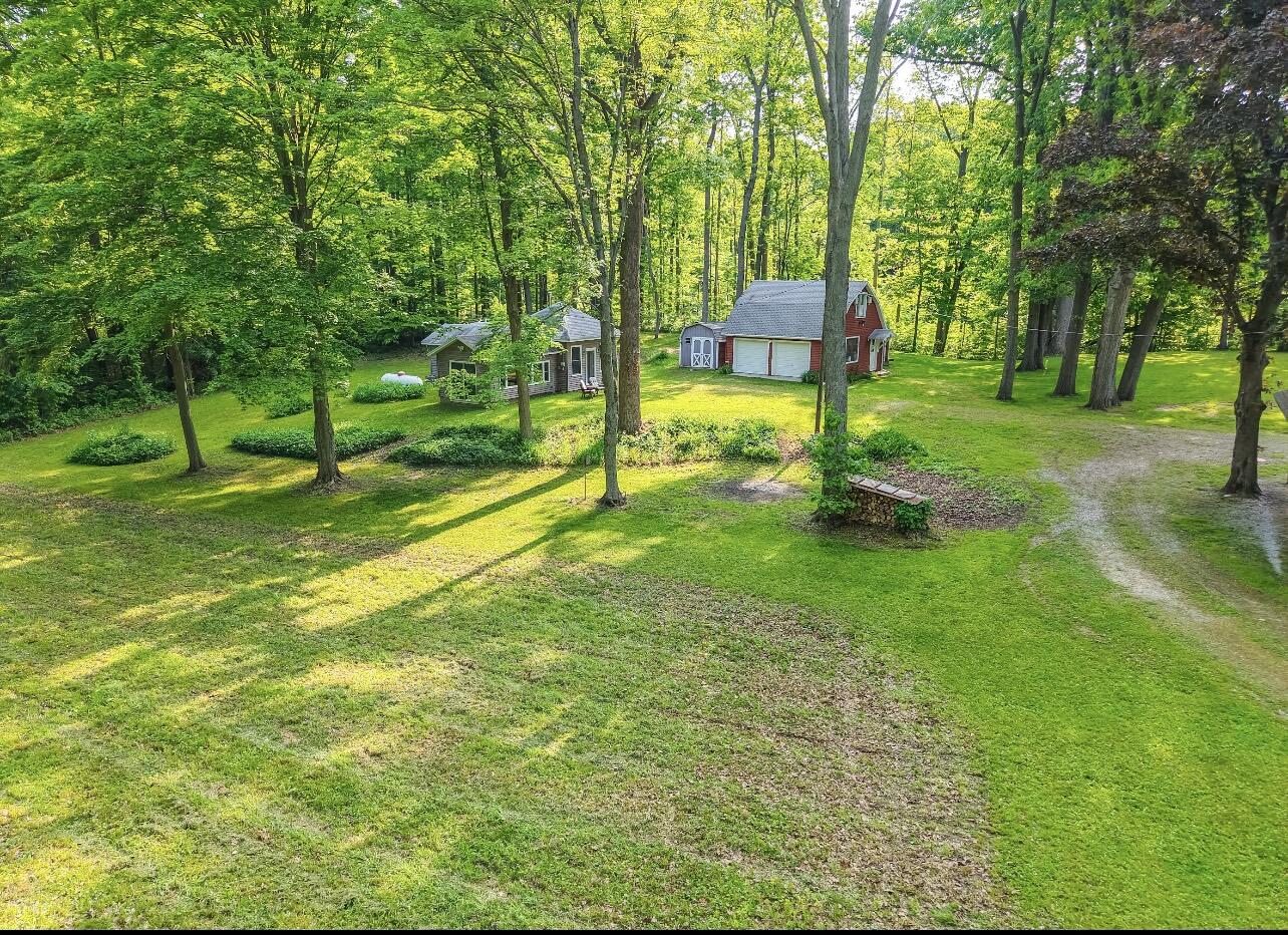 620 W Warren Woods Road
